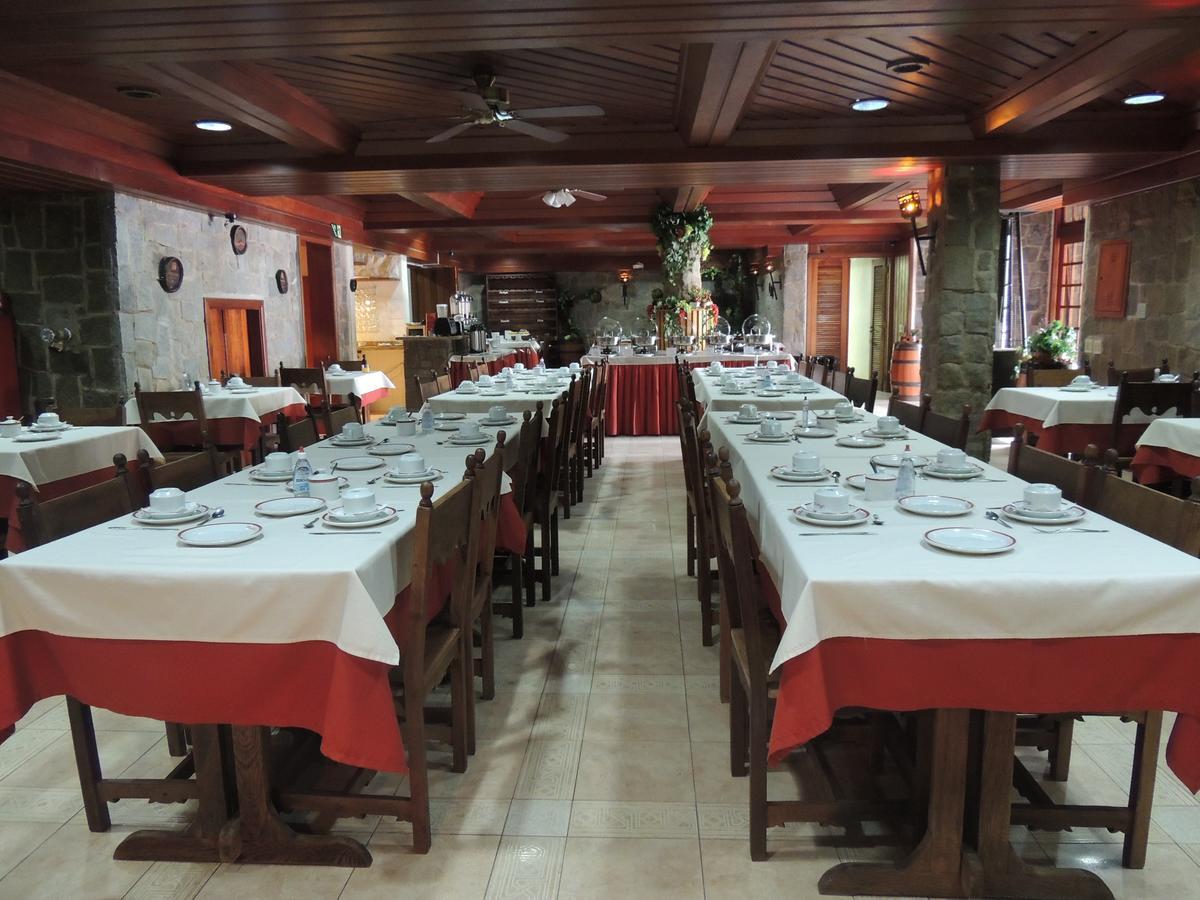 Hotel Monte Carlo Campos do Jordão Buitenkant foto